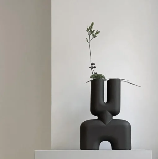 101 Copenhagen Cobra Double Vase Medium Coffee