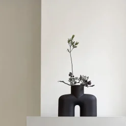 101 Copenhagen Cobra Uno Vase Medium Coffee