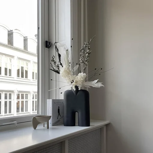 101 Copenhagen Cobra Vase Høj Medium Sort