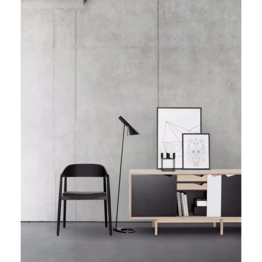 Andersen Furniture AC2 Spisebordsstol m. Armlán Sort