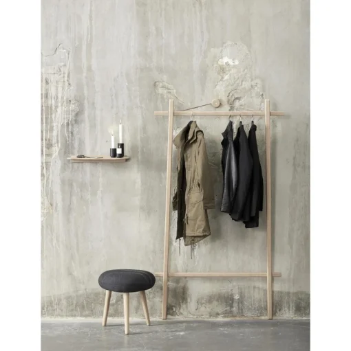 Andersen Furniture Clothes Rack Asketrá