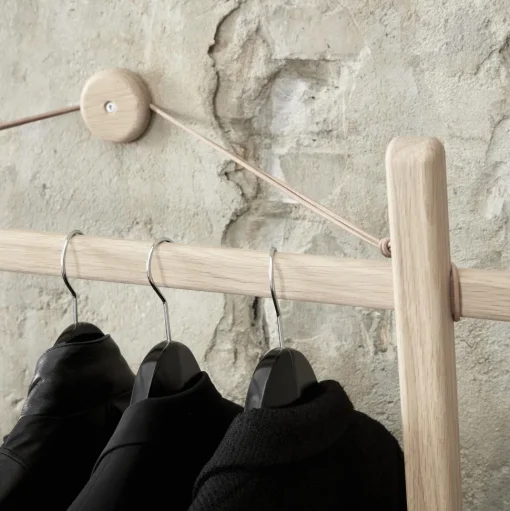 Andersen Furniture Clothes Rack Asketrá