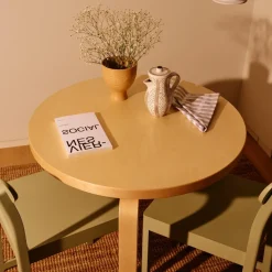 artek Aalto 90A Rundt Bord Birk
