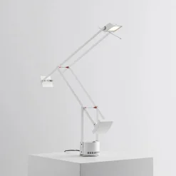 Artemide Tizio Bordlampe Hvid