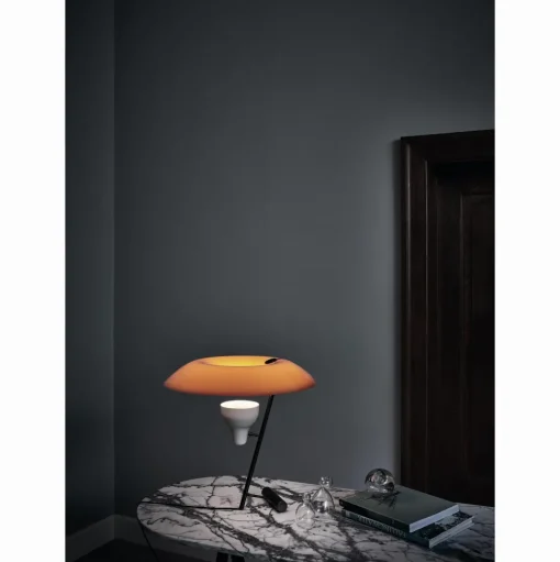 Astep Model 548 Bordlampe Mørk Messing/Gul