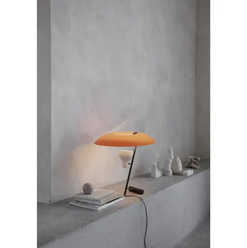 Astep Model 548 Bordlampe Mørk Messing/Gul