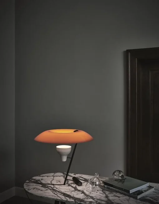 Astep Model 548 Bordlampe Mørk Messing/Orange