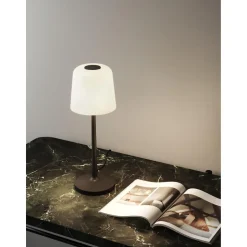 Astro Ella Bordlampe Mat Sort