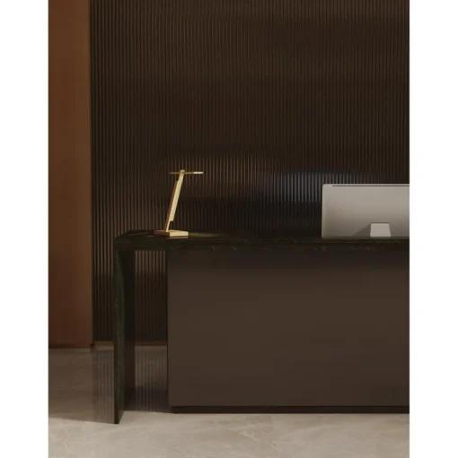 Astro Gerrit Bordlampe Anodised Gold