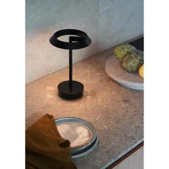 Astro Halo Transportabel Bordlampe Mat Sort