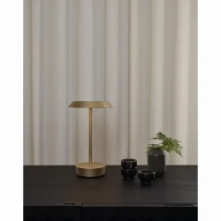 Astro Halo Transportabel Bordlampe Light Bronze