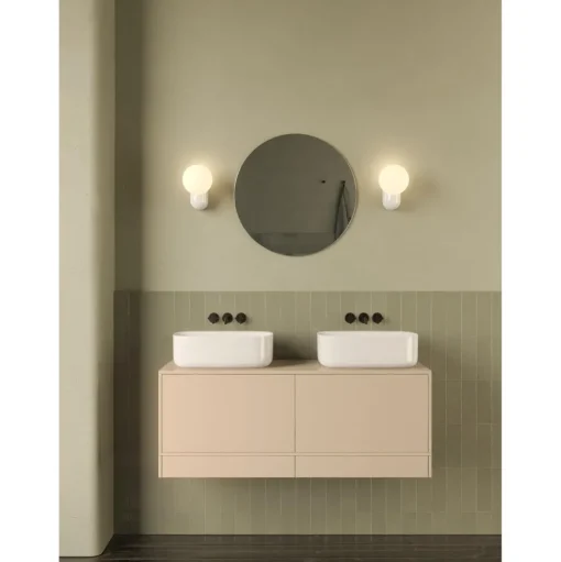 Astro Lyra Single Váglampe Gloss Glaze Hvid