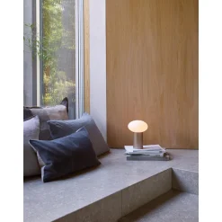 Astro Zeppo Transportabel Bordlampe Light Bronze