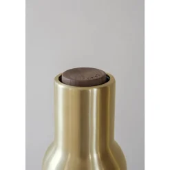 Audo Bottle Grinder Sát af 2 Børstet Messing/Valnød