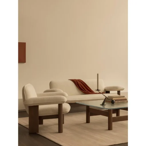 Audo Brasilia Sofa 2-Personers Mørkbejdset Eg/Audo Bouclé