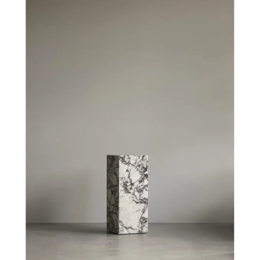 Audo Plinth Pedestal Calacatta Viola Marmor