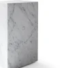 Audo Plinth Sofabord Høj Carrara Marmor
