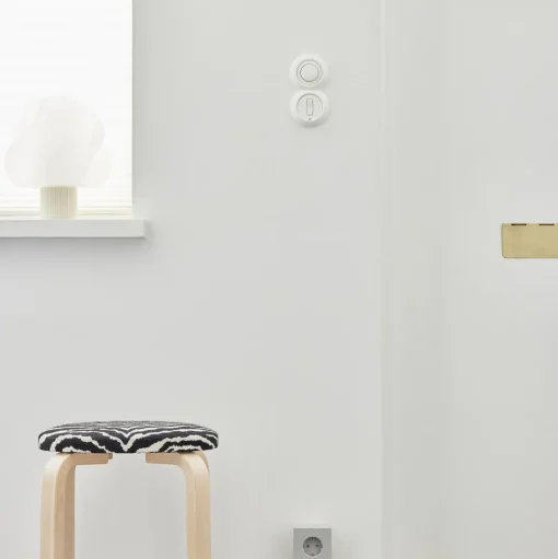 Avolt Square 2 Stikdåse Beige