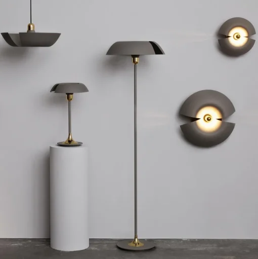AYTM CYCNUS Gulvlampe Taupe/Guld