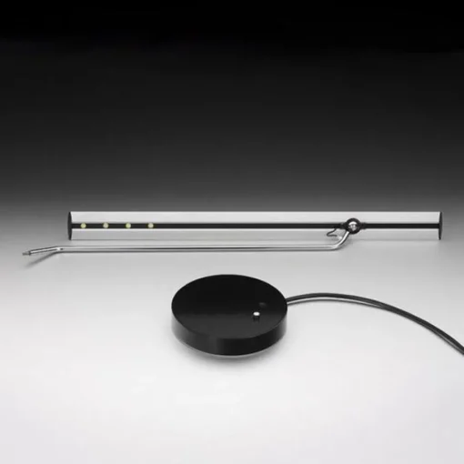 Baltensweiler LET T Bordlampe Sort, Alu Fod