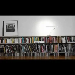 Baltensweiler LET T Bordlampe Sort, Alu Fod