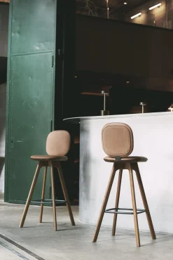 Brdr. Krüger Pauline Comfort Barstol H65 Egetrá/Sort Láder