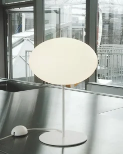 Cph Lighting Eggy Pop PinØ32 Bordlampe