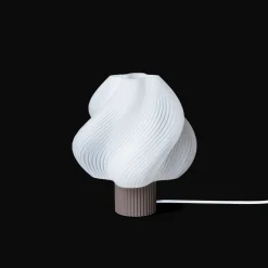 Crème Atelier Soft Serve Grande Bordlampe Mocha