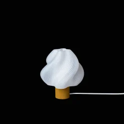 Crème Atelier Soft Serve Regular Bordlampe Cloudberry