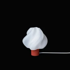 Crème Atelier Soft Serve Regular Bordlampe Rhubarb
