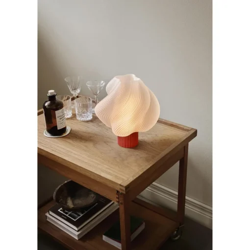 Crème Atelier Soft Serve Regular Bordlampe Rhubarb