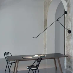 DCW Éditions AARO SW Váglampe Sort