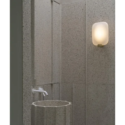 DCWéditions Light Me Tender Vertical Váglampe Guld