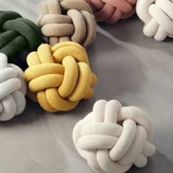 Design House Stockholm Knot Pude Cream