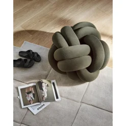 Design House Stockholm Knot Pude XL Forest Green