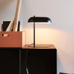 Dyberg Larsen Arch Bordlampe Mat Sort