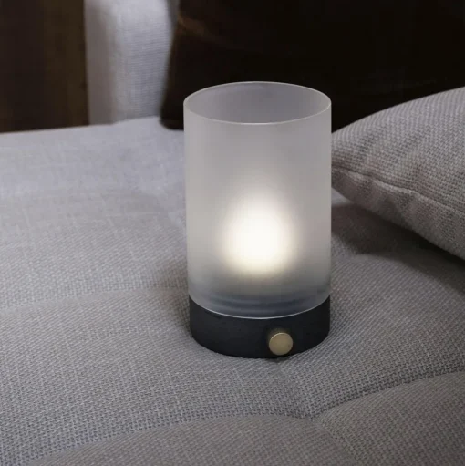 Dyberg Larsen Cozy LED Bordlampe