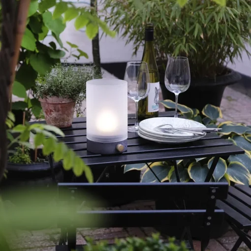 Dyberg Larsen Cozy LED Bordlampe