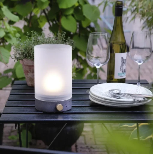 Dyberg Larsen Cozy LED Bordlampe