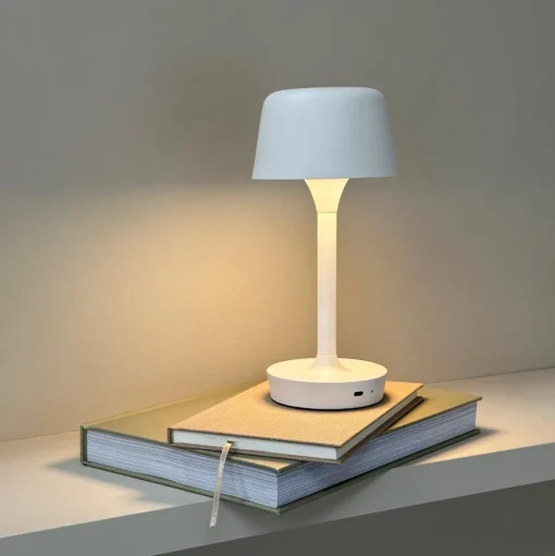 Dyberg Larsen Flow Bordlampe Hvid