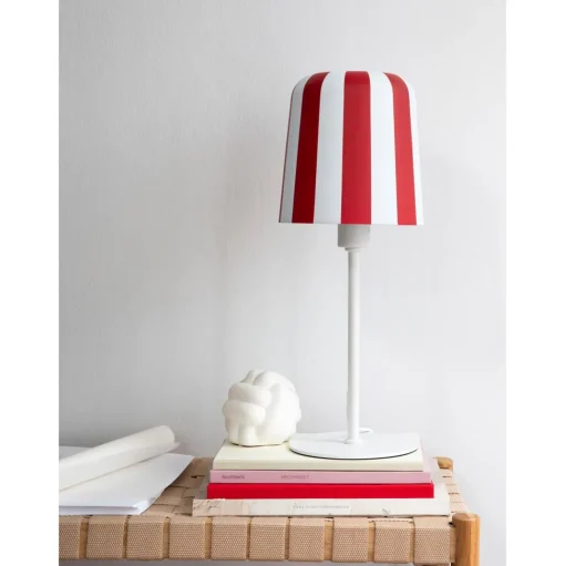 Dyberg Larsen Gry Bordlampe Mørkerød/Hvid