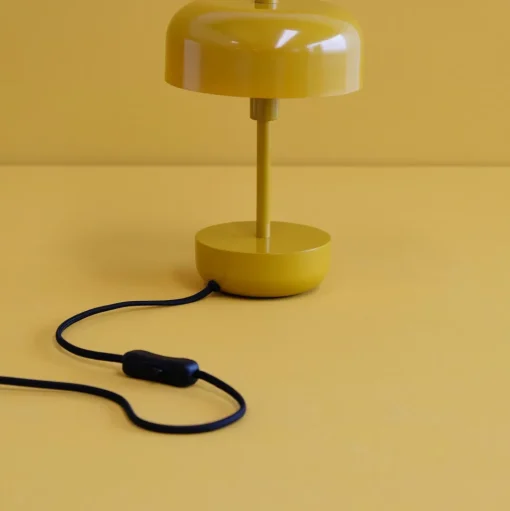 Dyberg Larsen Haipot Bordlampe Karrygul