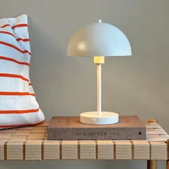 Dyberg Larsen Stockholm Bordlampe Perlehvid