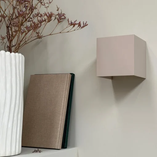 Dyberg Larsen Venus Váglampe 10x10 Beige