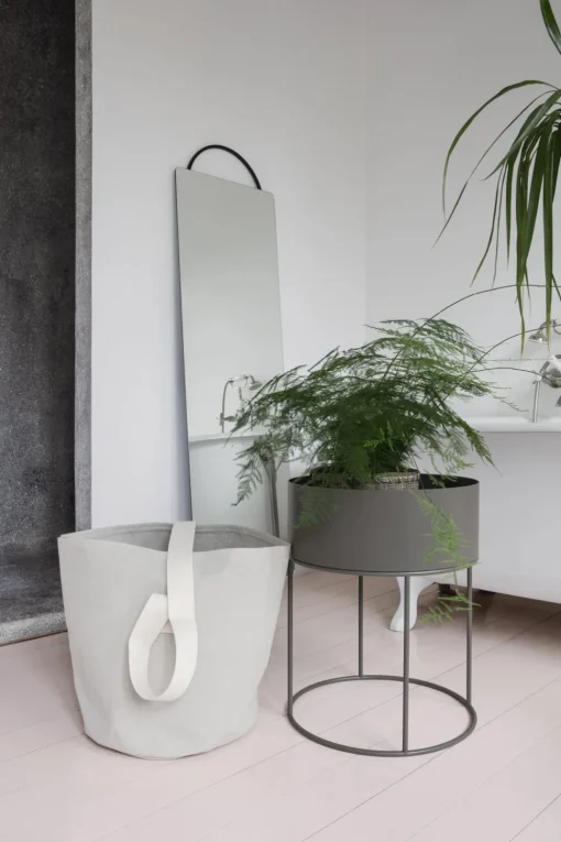 Ferm Living Adorn Spejl Sort