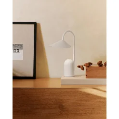 Ferm Living Arum Transportabel Lampe Sienne