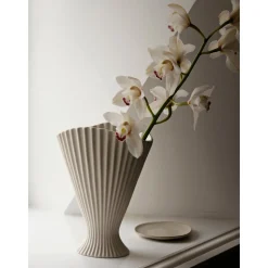 Ferm Living Fountain Vase Råhvid