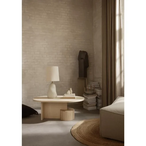 Ferm Living Hebe Bordlampe Melllem Sort med Hvid Skárm