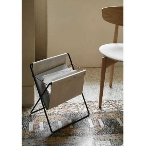 Ferm Living Herman Magasin Holder Sort