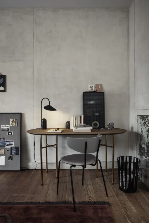 Ferm Living Herman Spisebordsstol Sort/Mørkbejdset Eg